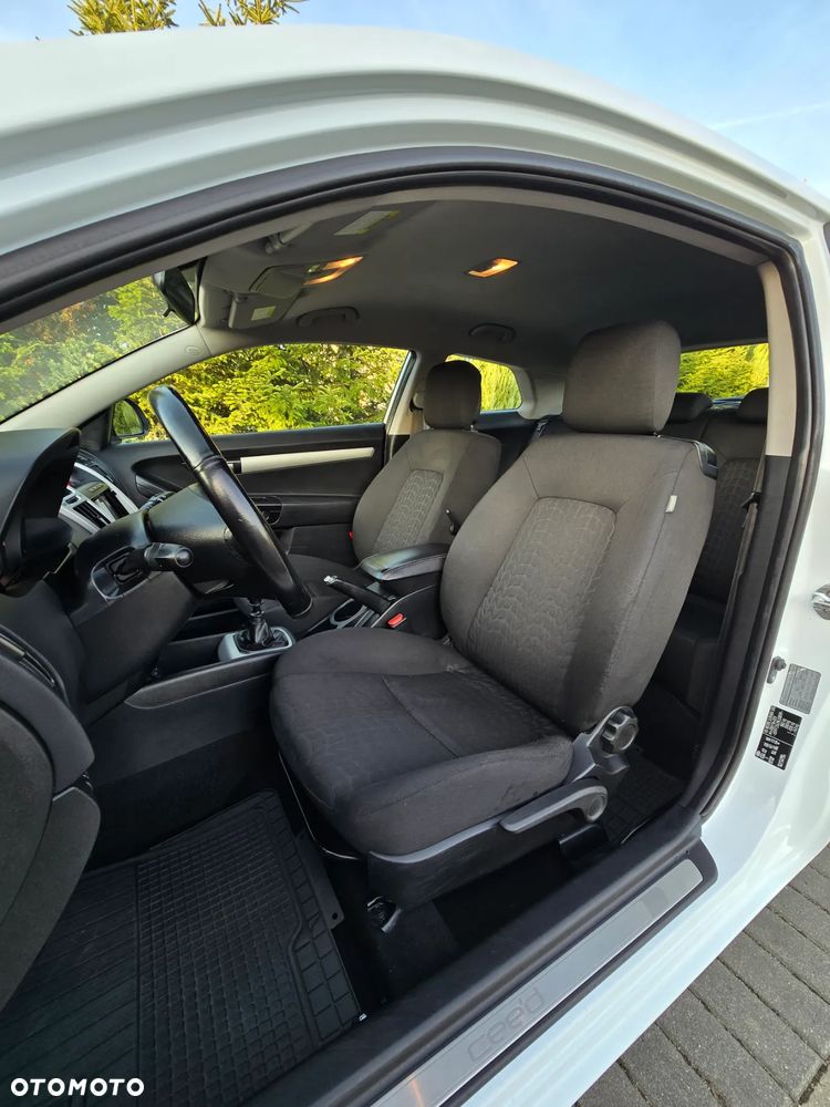 Kia ProCeed pro Ceed 1.6 CRDi EX - 10