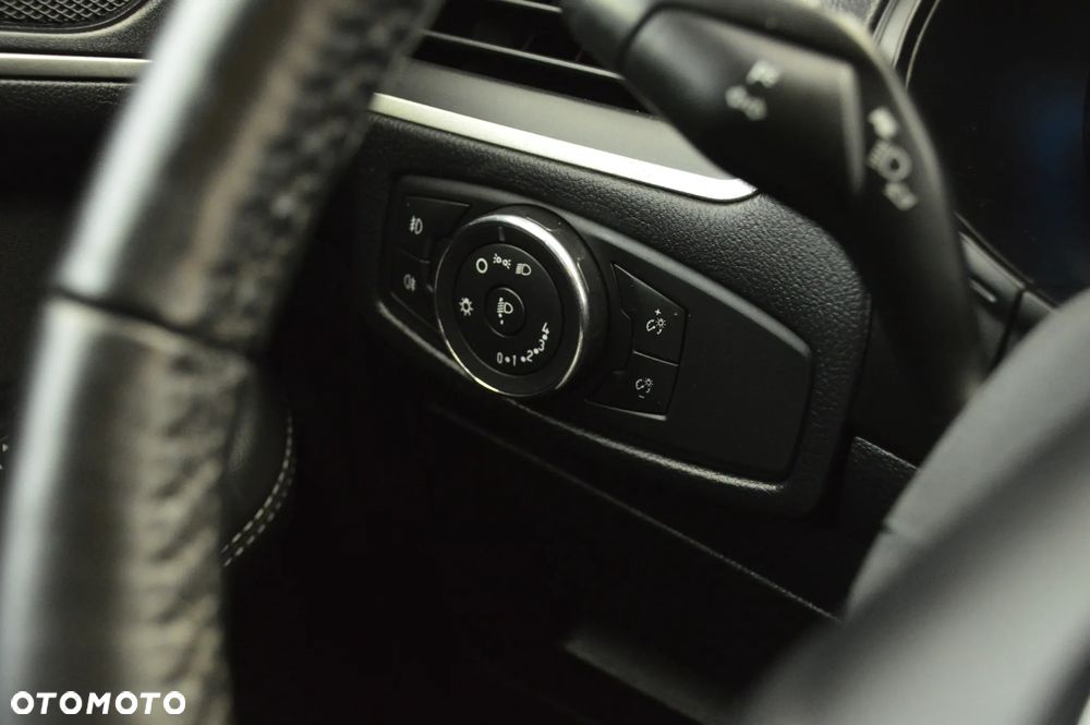 Ford S-Max 2.0 TDCi 4WD Titanium - 35