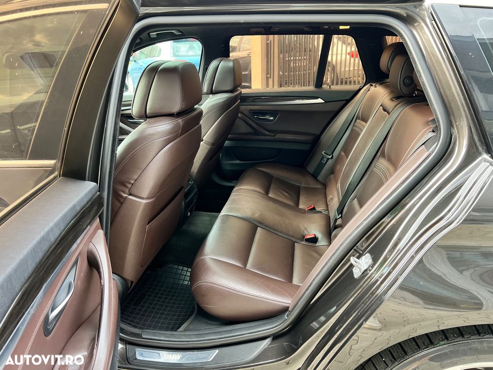 BMW Seria 5 520d xDrive Touring Aut. Luxury Line - 15