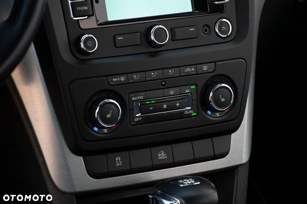 Skoda Yeti 1.8 TSI DSG 4x4 Edition - 32