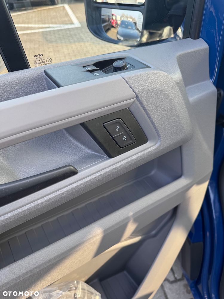 Volkswagen CRAFTER - 11