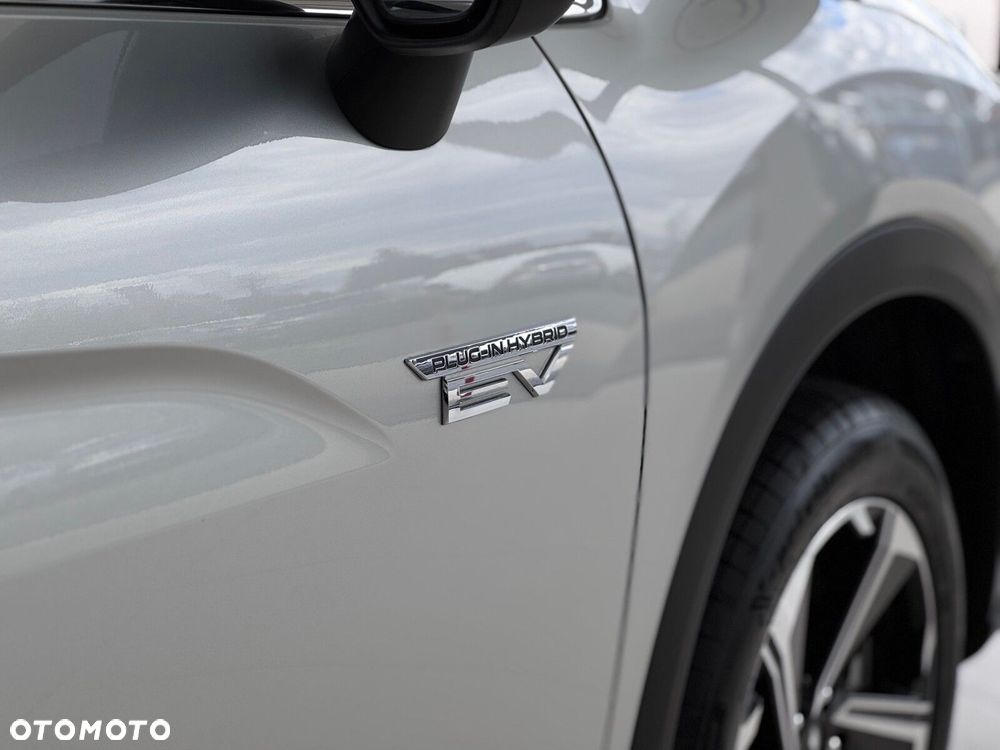 Mitsubishi Eclipse Cross - 36