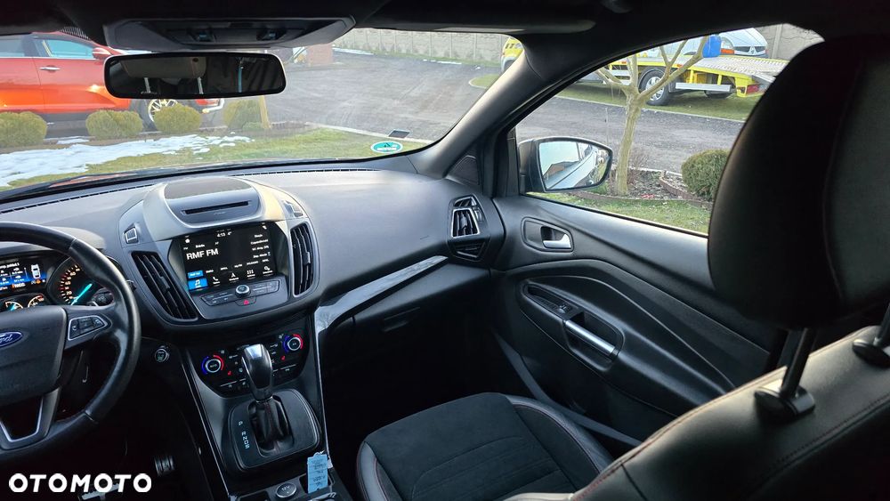 Ford Kuga 2.0 TDCi 4x4 ST-Line - 15