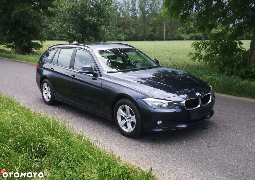 BMW Seria 3 318d DPF - 11