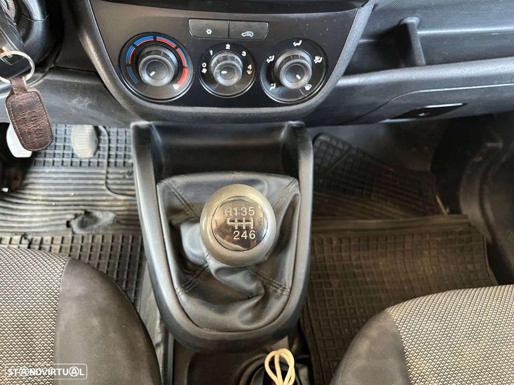 Fiat Doblo Outro - 21