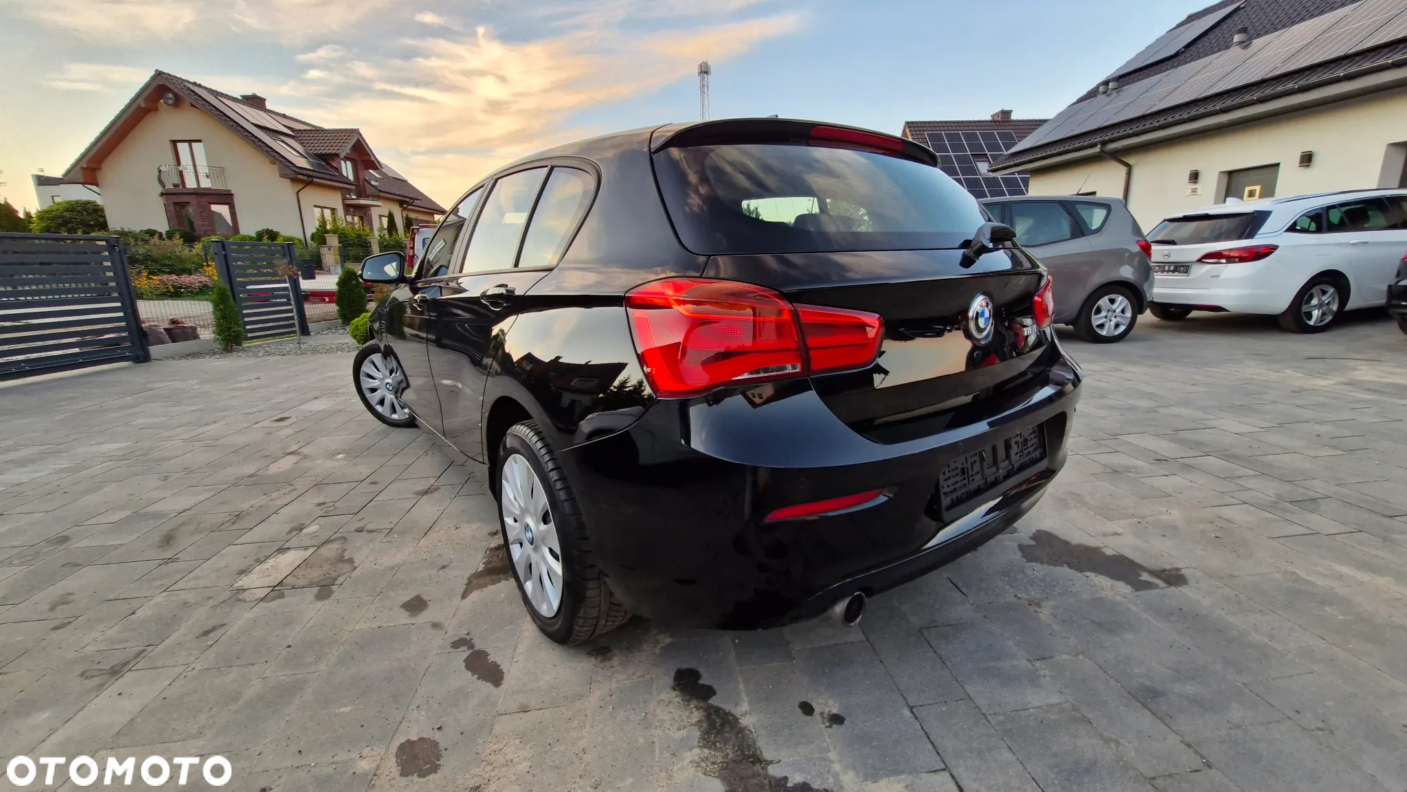 BMW Seria 1 118i - 5