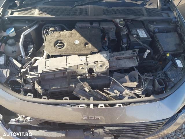 Dezmembrez Peugeot 308 - 7