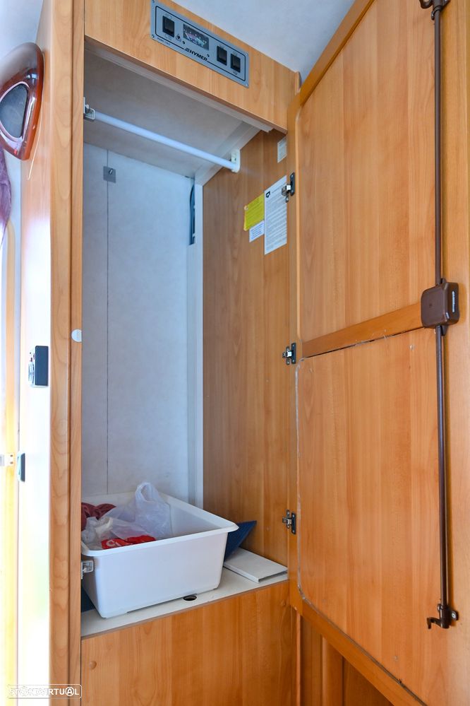 Hymer Eriba Living Perfilada - 14