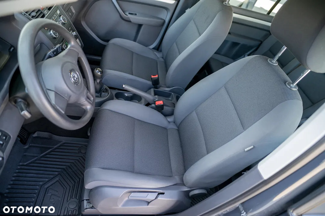 Volkswagen Touran 1.2 TSI BlueMot Trendline - 26