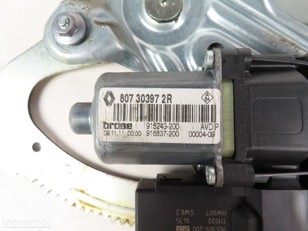 Elevador da Porta Com Motor Direito/Frente Seminovo/ Original RENAULT MEGANE III... - 4