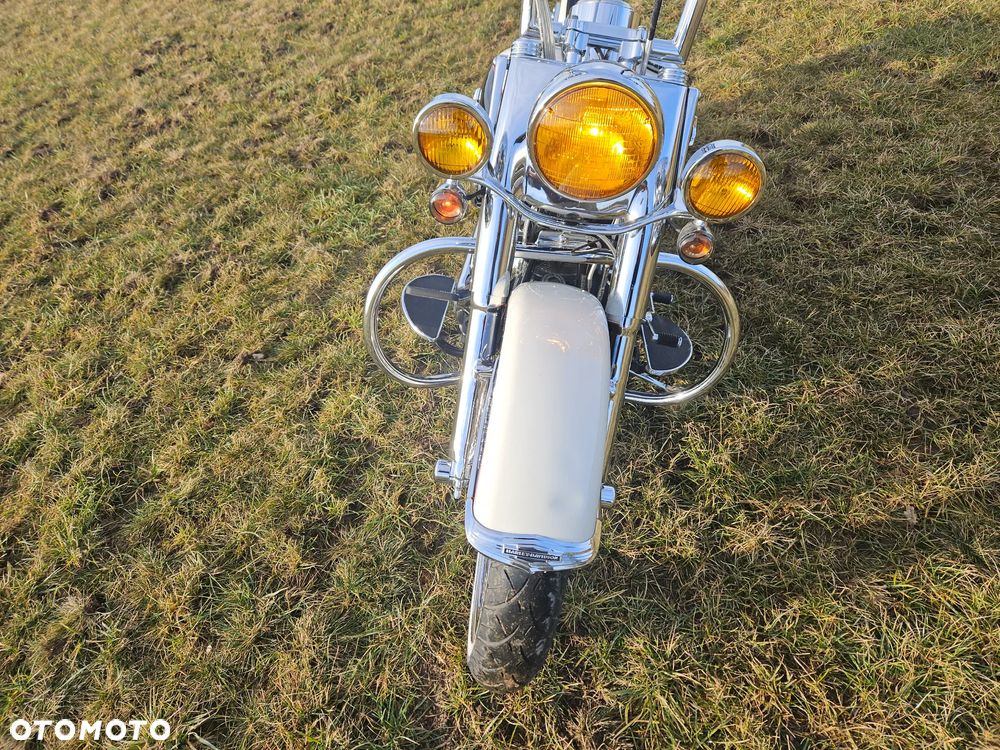 Harley-Davidson Softail Deluxe - 8