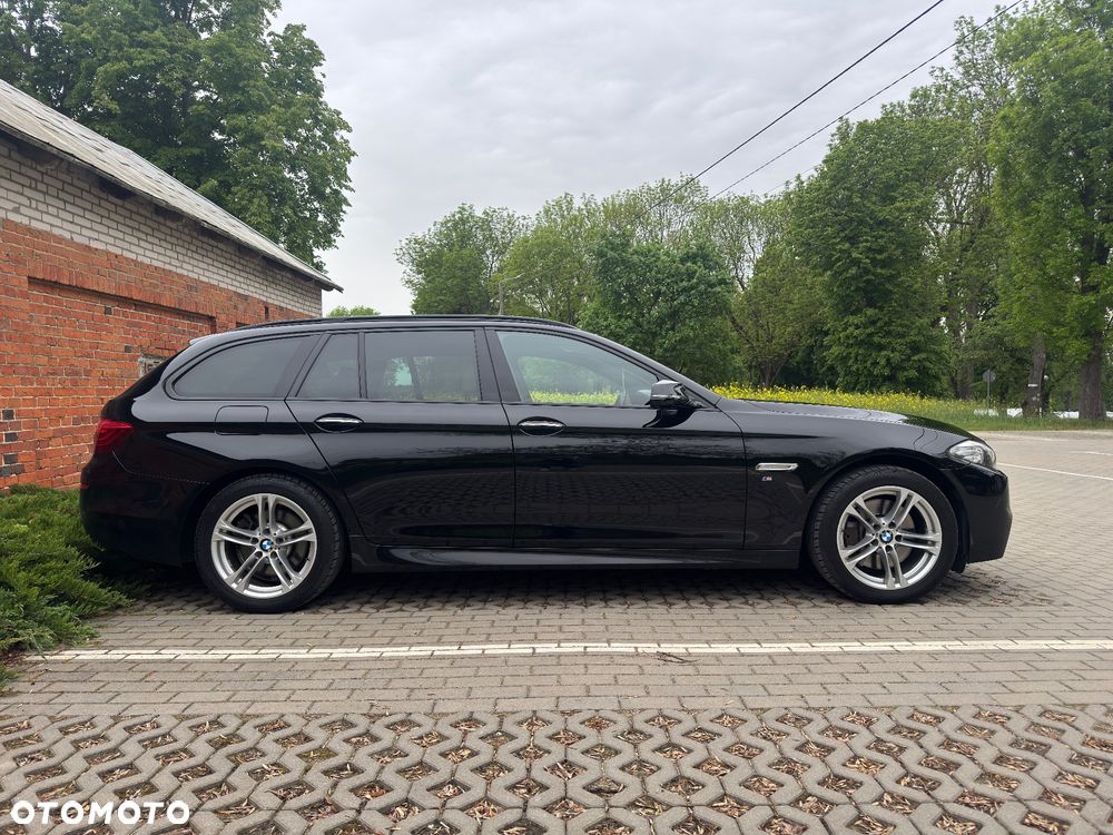 BMW Seria 5 525d xDrive - 2