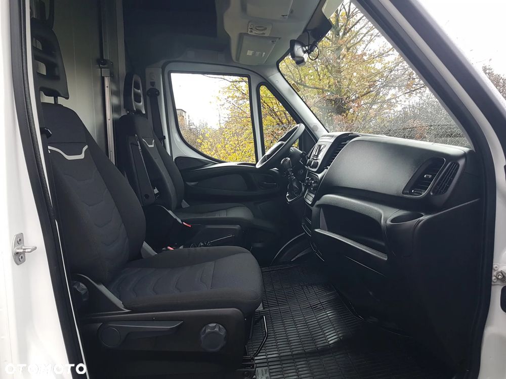 Iveco DAILY KONTENER NISKOPODŁOGOWY 4,43x2,24x2,43 SKLEP FOODTRUCK BAR KLIMA KONIOWÓZ KAMPER - 22