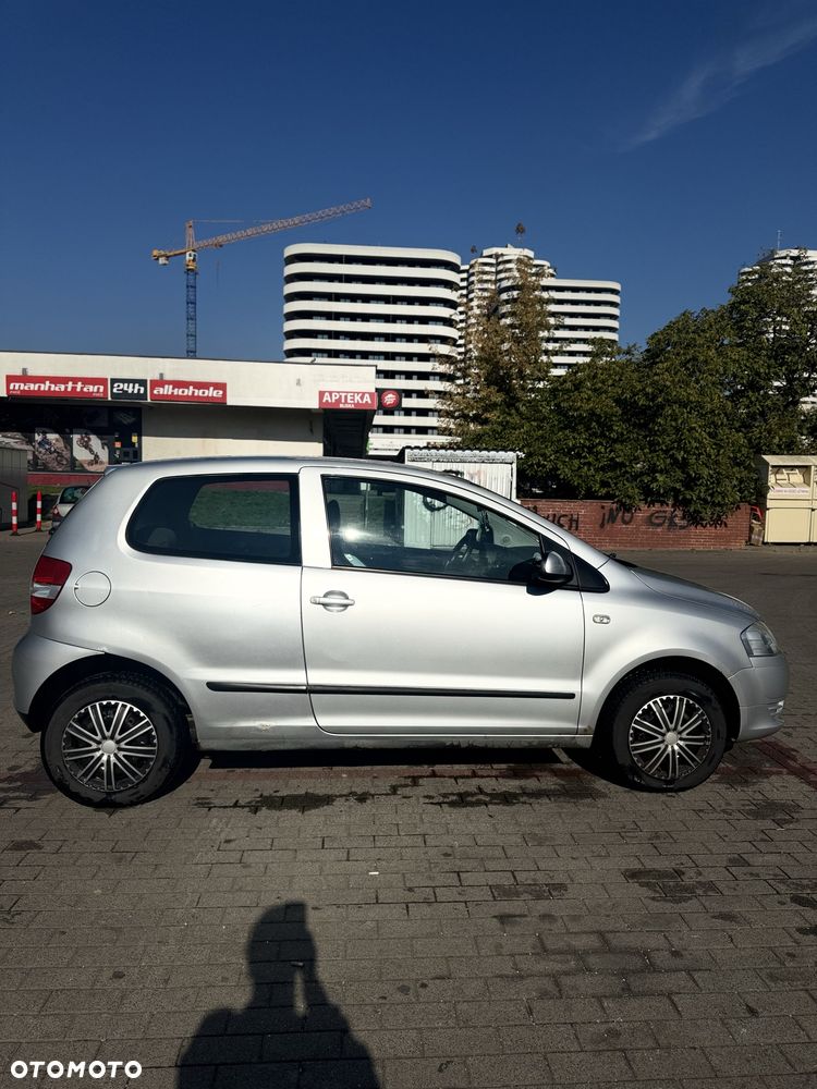 Volkswagen Fox 2006 photo 2