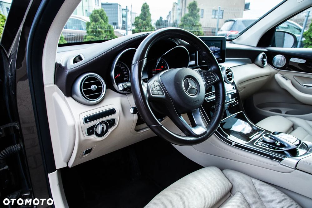Mercedes-Benz GLC 220 d 4-Matic - 6