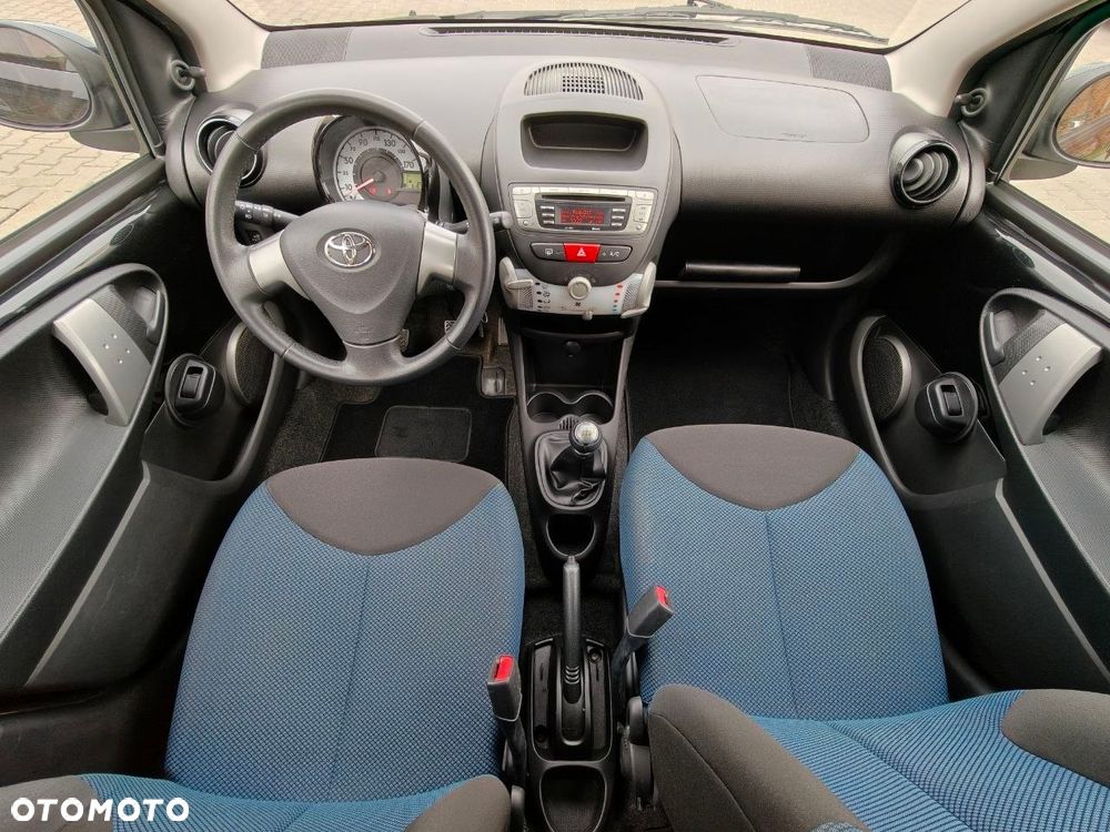 Toyota Aygo - 2