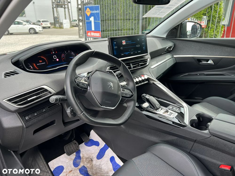Peugeot 3008 1.5 BlueHDi Allure Pack S&S EAT8 - 28