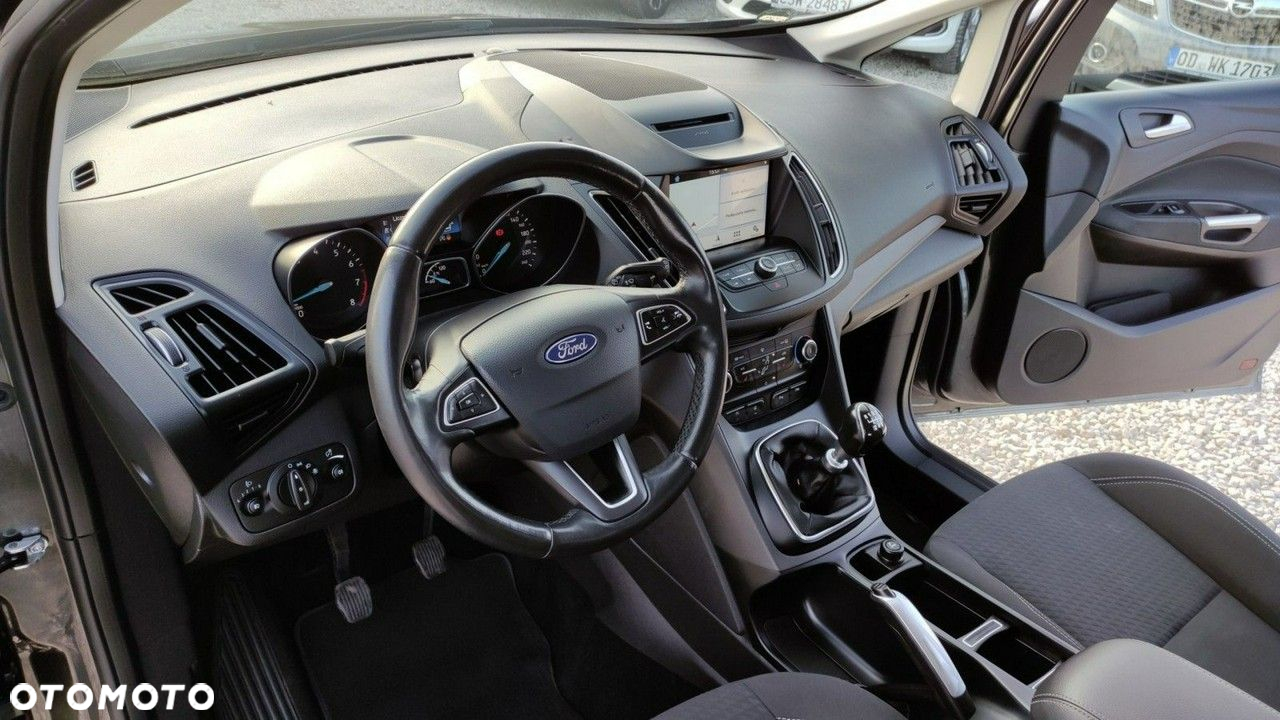 Ford Grand C-MAX - 18