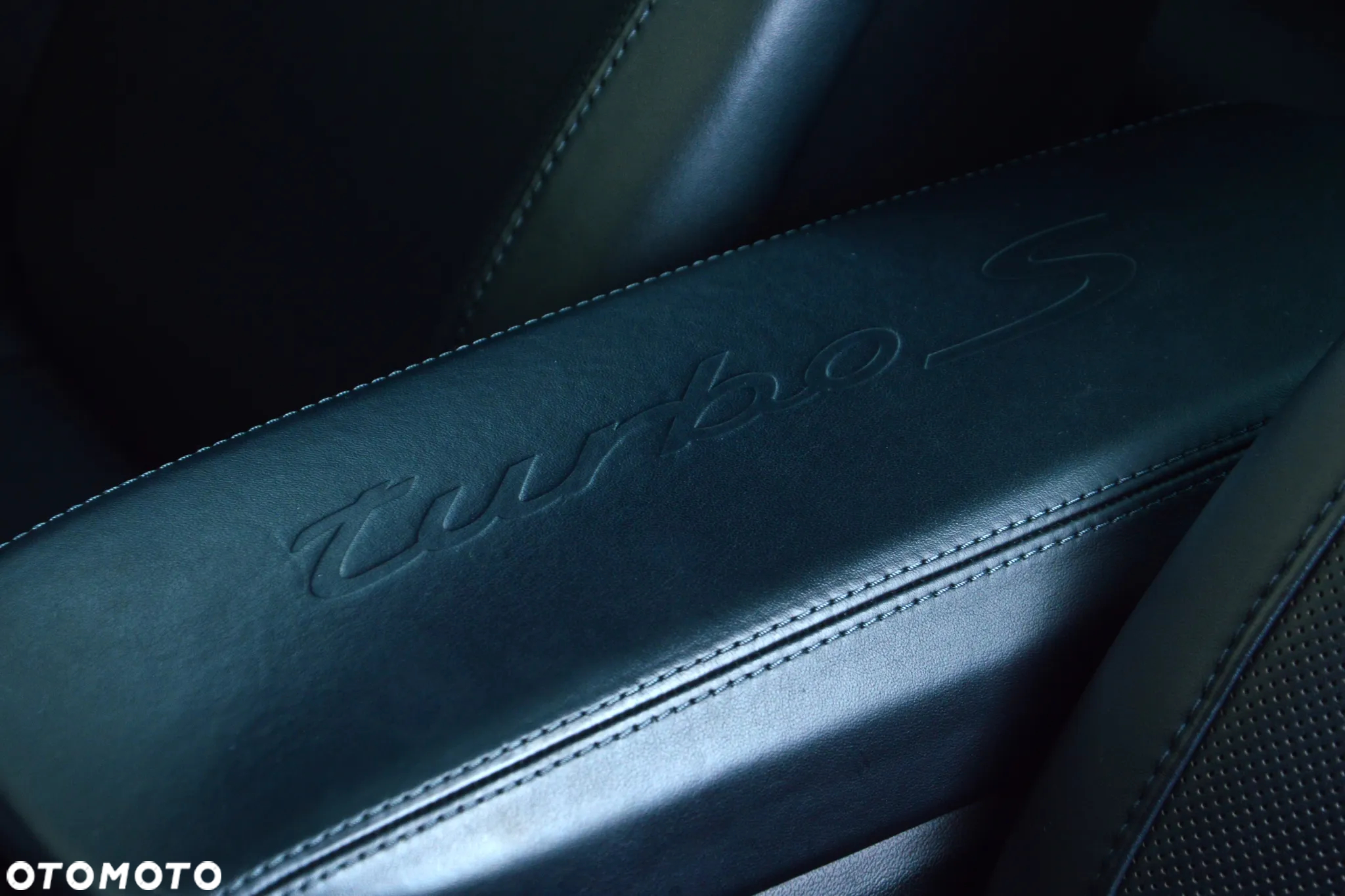 Porsche 911 Turbo S - 20