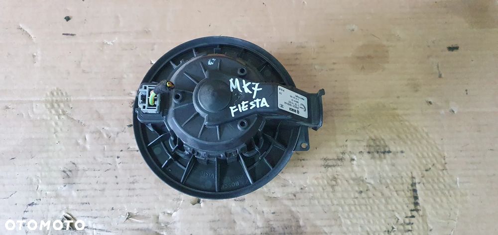 Wentylator silnik dmuchawy nagrzewnicy Ford Fiesta MK7 8E2H-18456-AA - 1