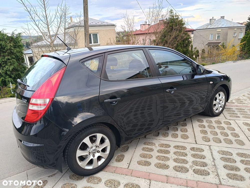 Volkswagen Touran 1.6 - 19