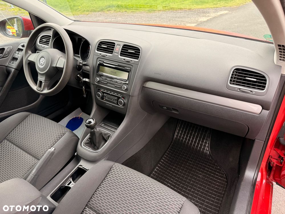 Volkswagen Golf 1.6 Comfortline - 20