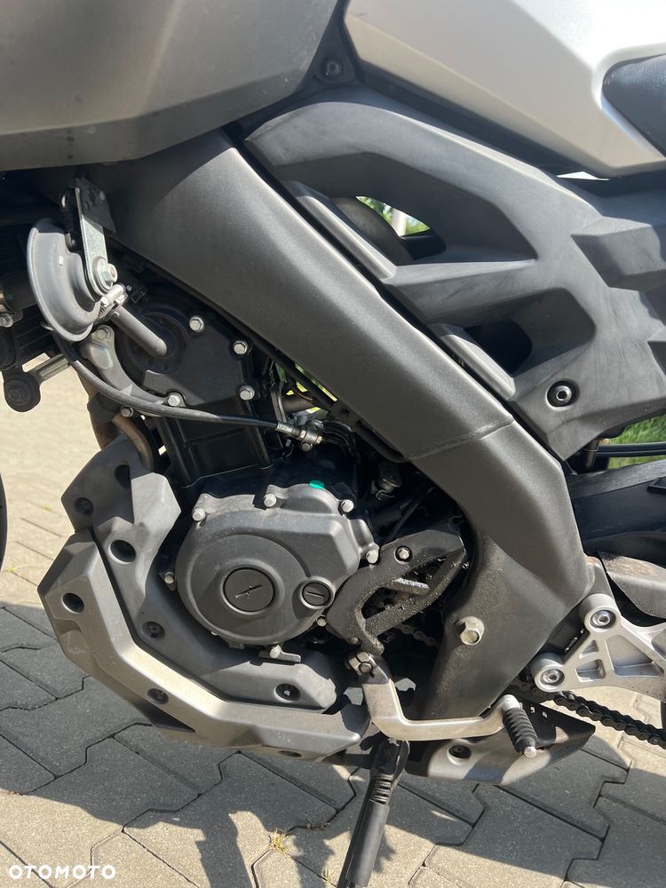 Yamaha MT - 6