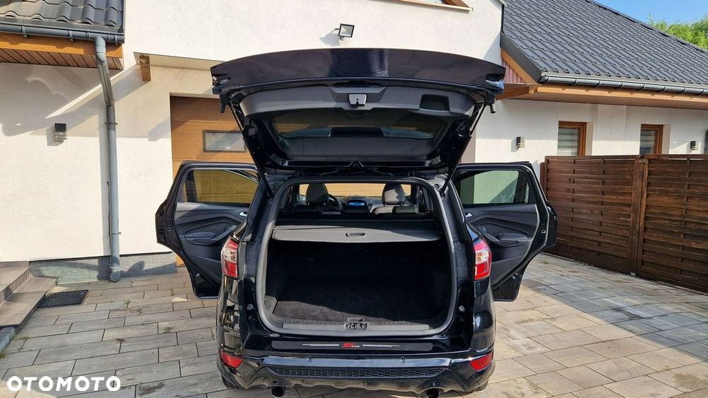 Ford Kuga - 10