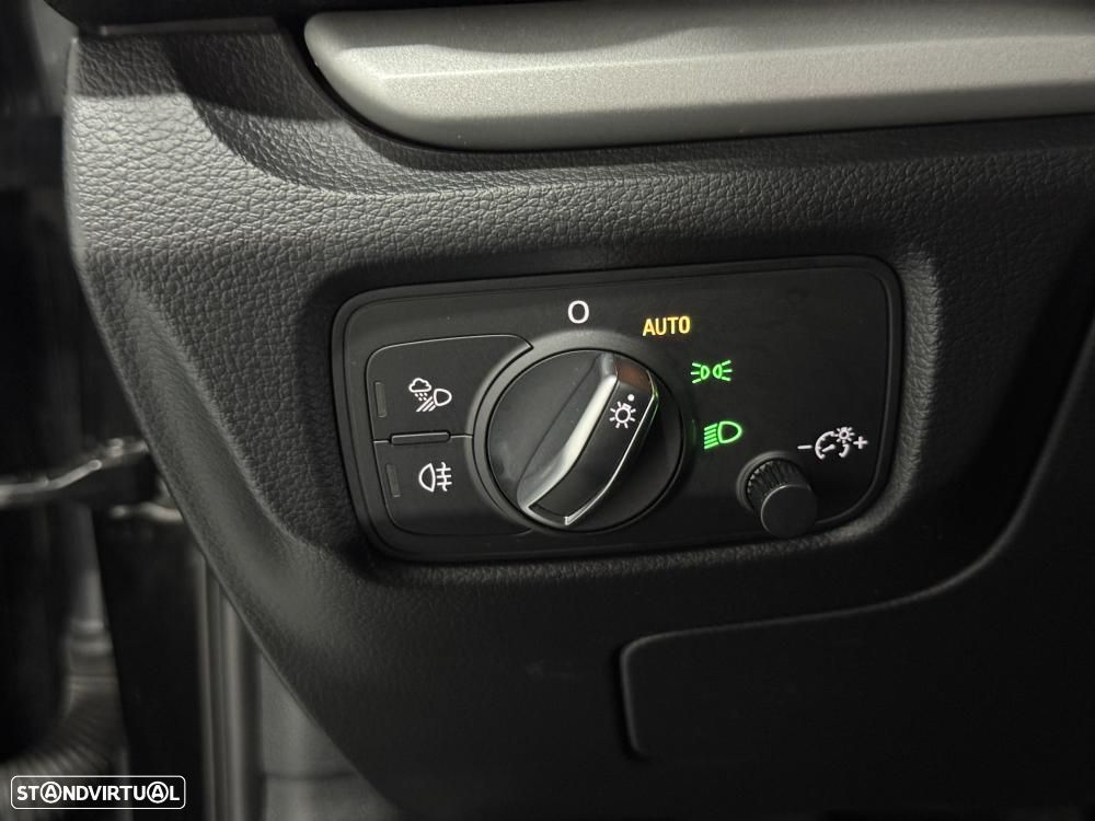 Audi A3 Sportback 30 TFSI S-line - 28