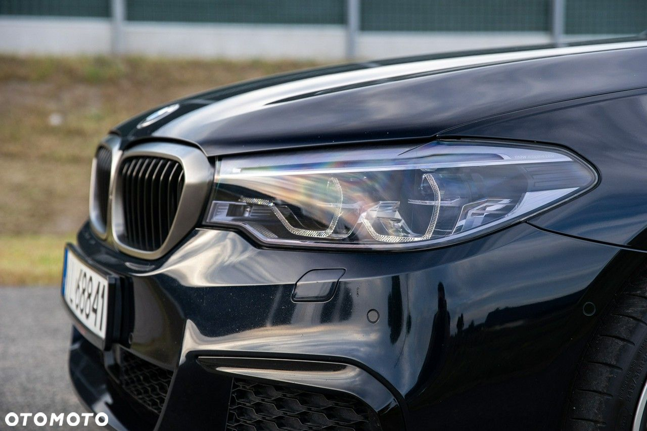 BMW Seria 5 M550d xDrive - 13