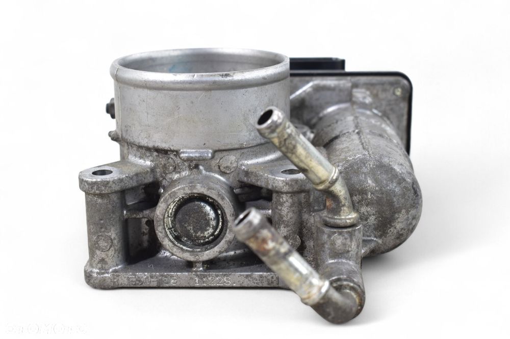 Przepustnica NISSAN QASHQAI J10 X-TRAIL II T31 2.0 16V RME60-11 SERA526-01 - 5