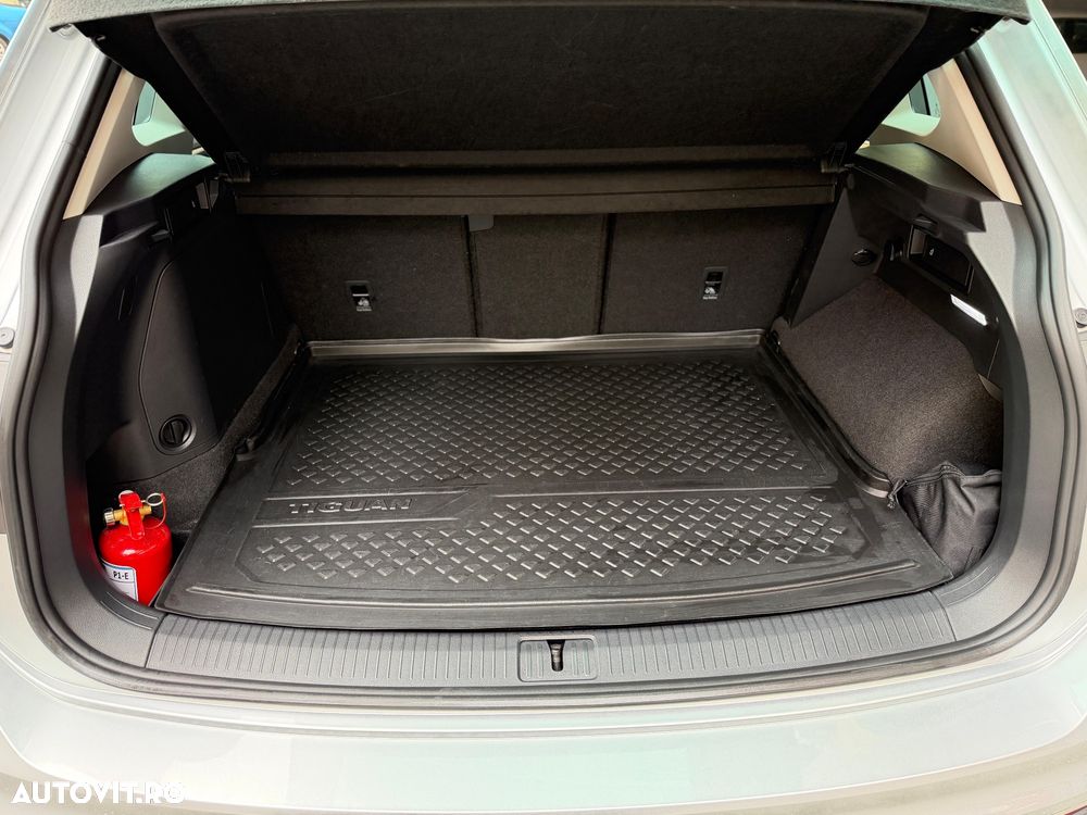 Volkswagen Tiguan 1.4 eHybrid OPF Elegance - 12