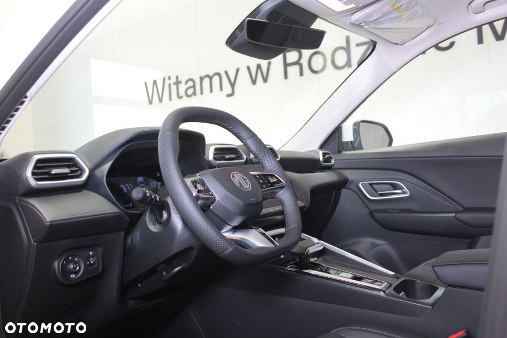 MG ZS Hybrid+ - 28