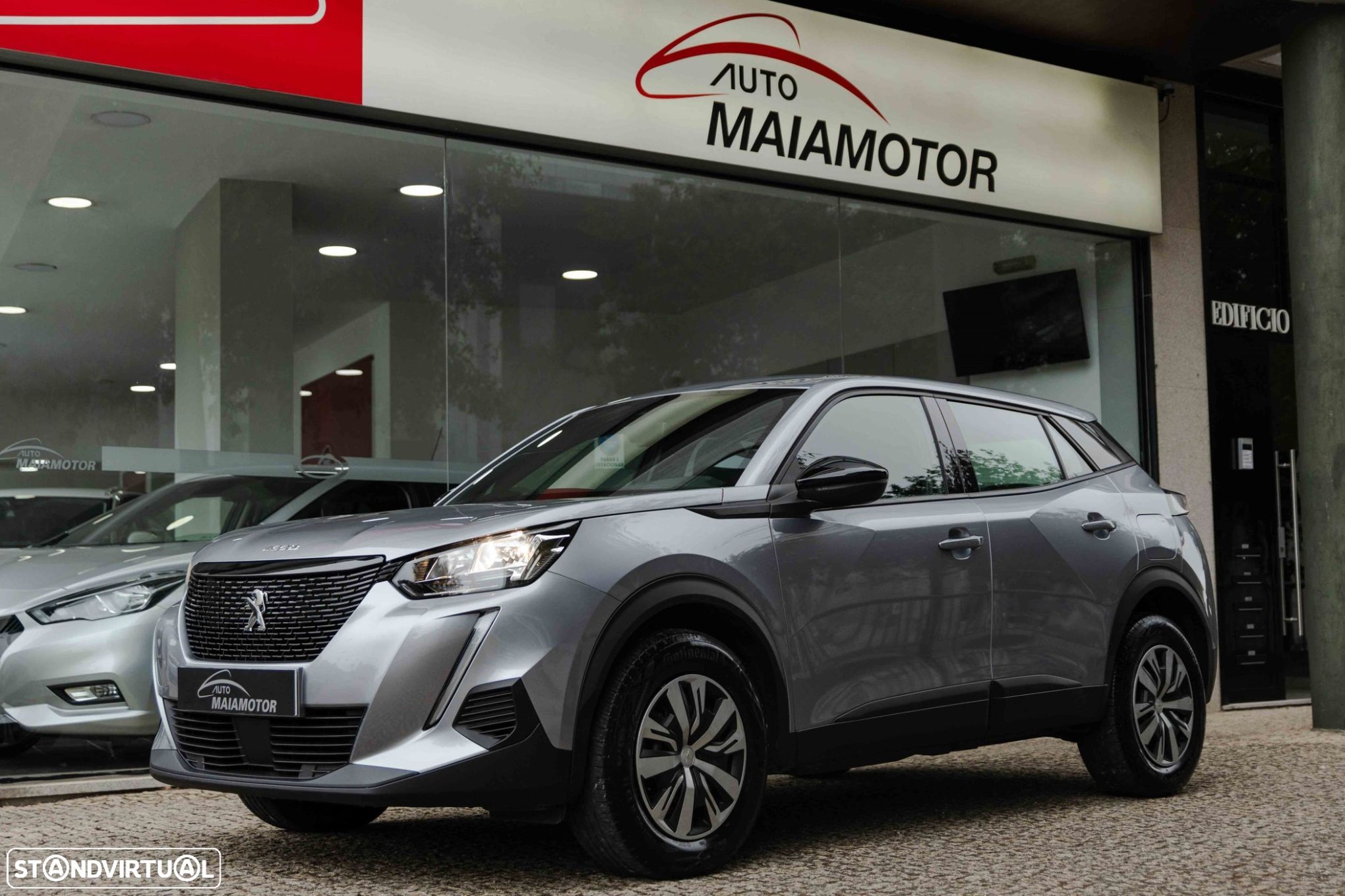 Peugeot 2008 1.2 PureTech Active Pack - 1