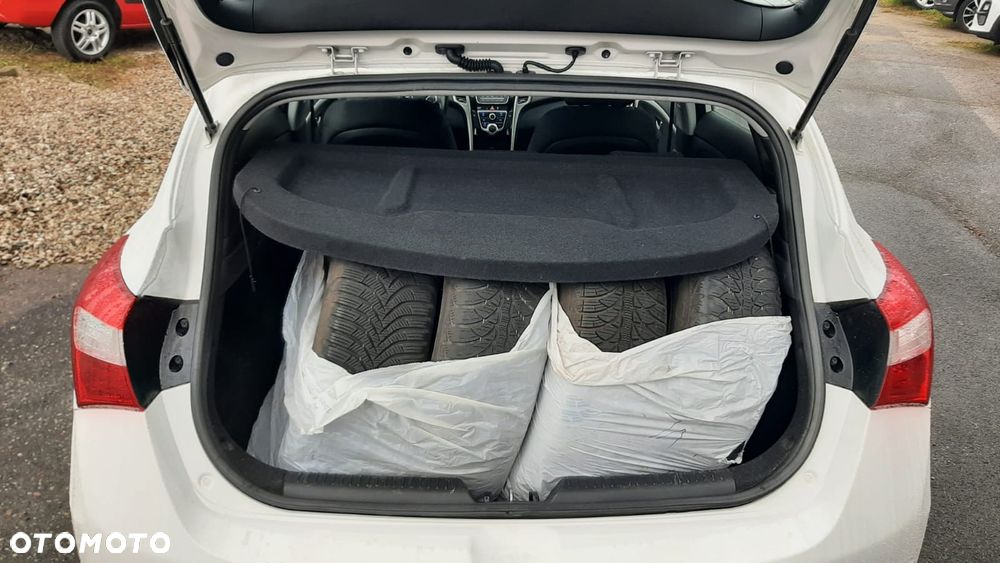 Hyundai i30 1.4 Classic - 9