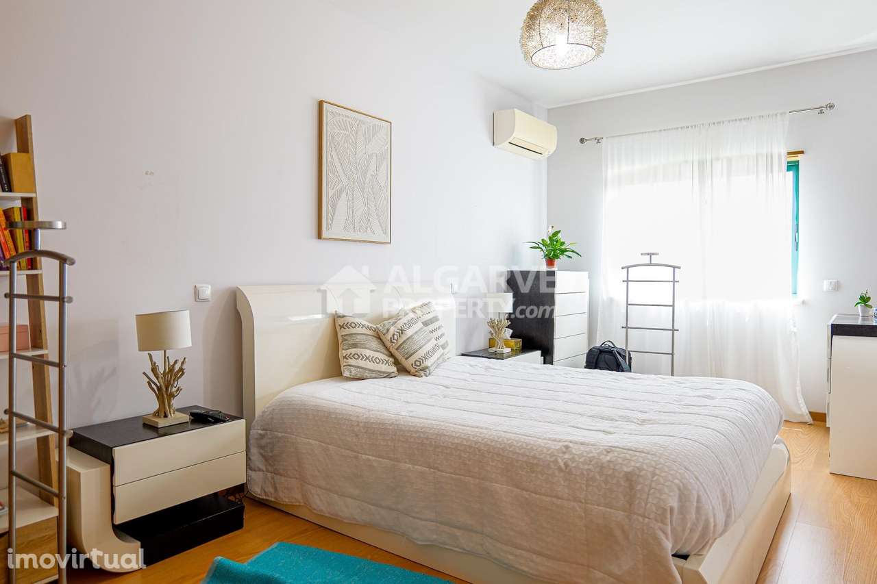 T3 - Ultimo andar com garagem, piscina a 10 minutos de Vilamoura, prai - Grande imagem: 5/29