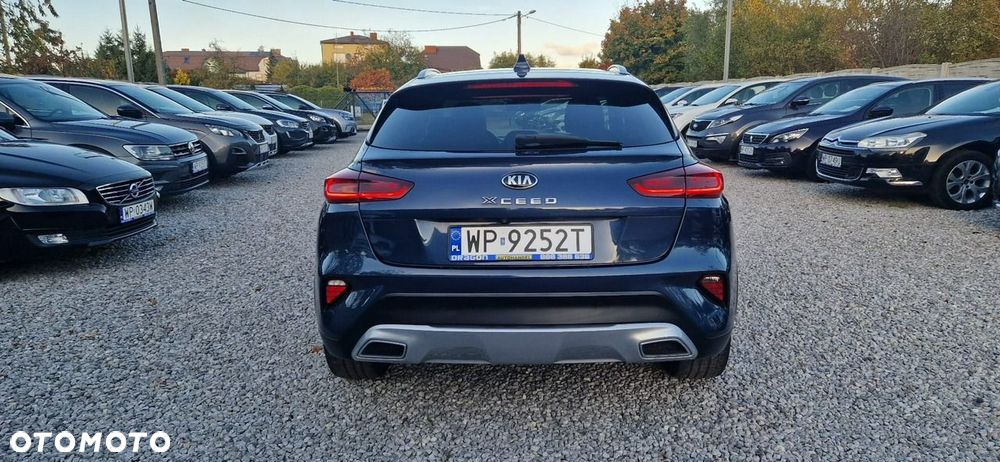Kia XCeed - 8