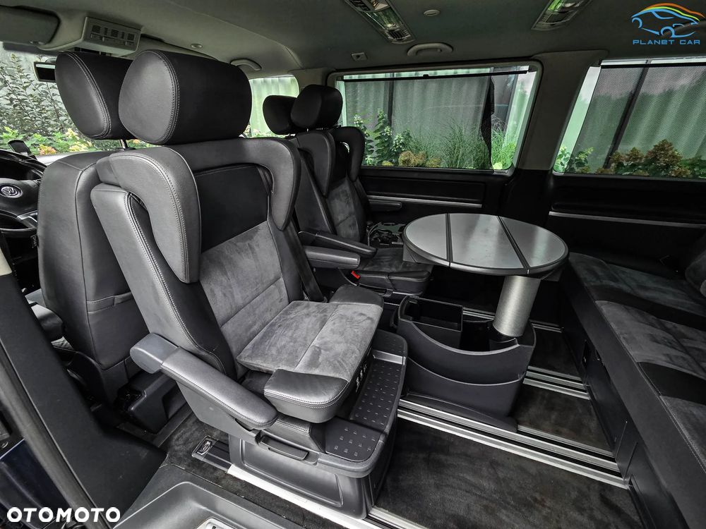Volkswagen Multivan - 19