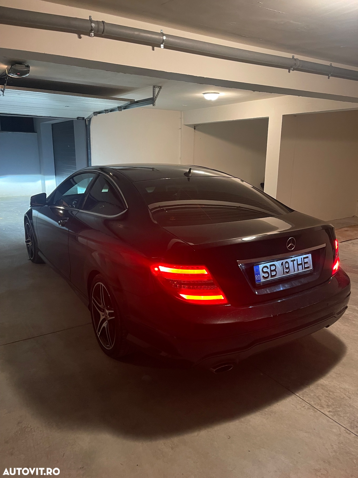 Mercedes-Benz C 180 CGI BlueEFFICIENCY - 5