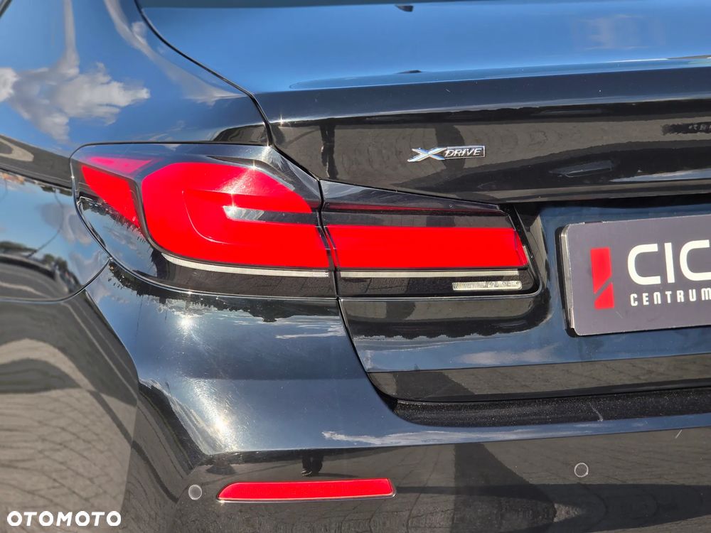 BMW Seria 5 520i GPF M Sport sport - 10