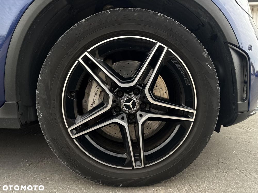 Mercedes-Benz GLC - 27