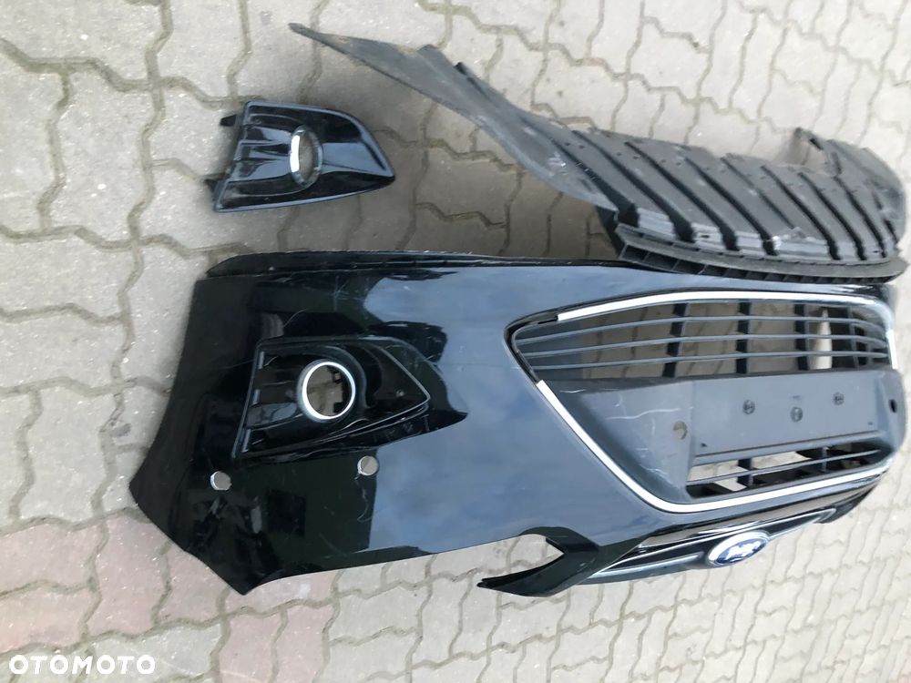 Zderzak Ford C Max Mk2 2010- halogen - 6
