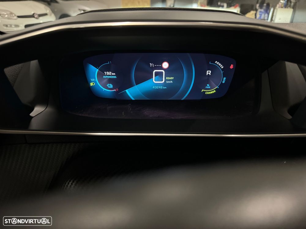 Peugeot e-2008 50 kWh Allure Pack - 12