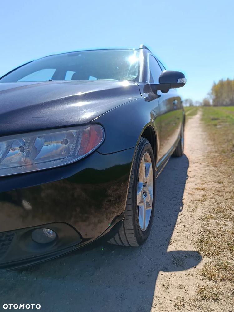 Volvo V70 2.5T Momentum - 7