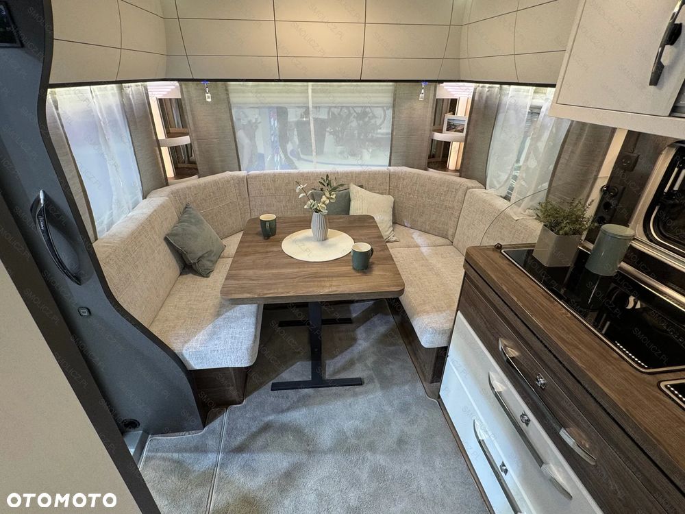 Hobby Excellent Edition 460 UFe 2026 - 8