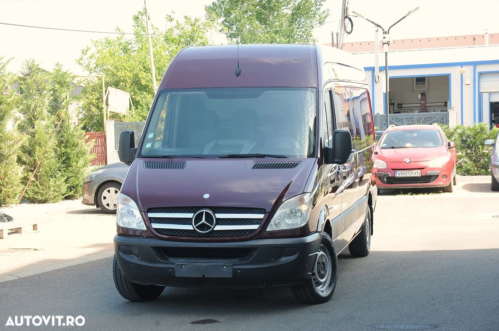 Mercedes-Benz Sprinter - 9