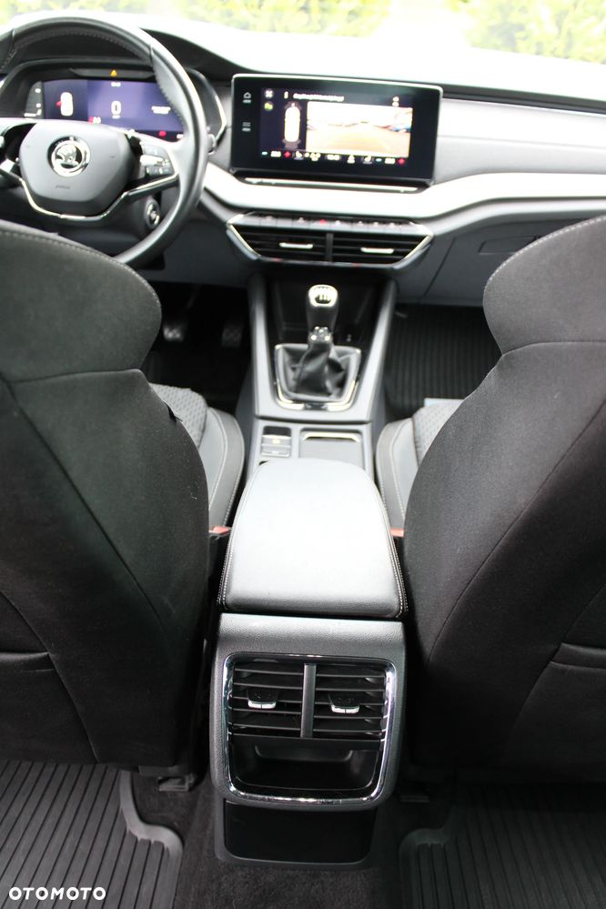 Skoda Octavia 1.5 TSI ACT Style - 28