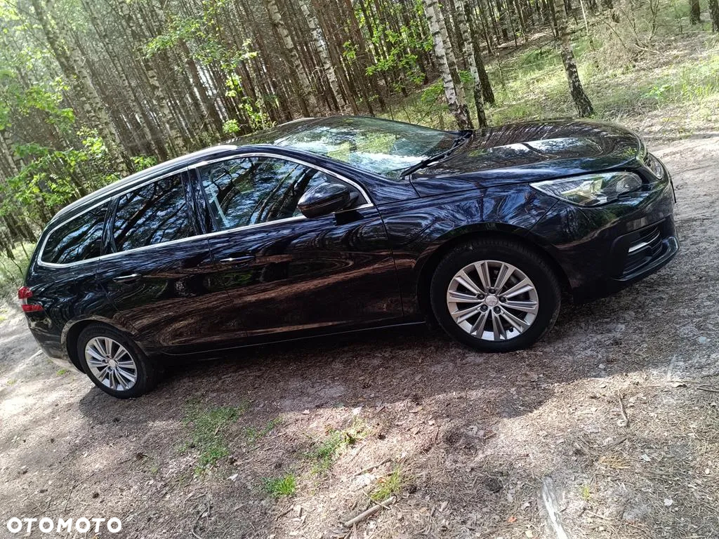 Peugeot 308 1.2 PureTech Business Line S&S - 18