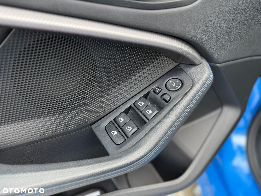 BMW Seria 1 - 19