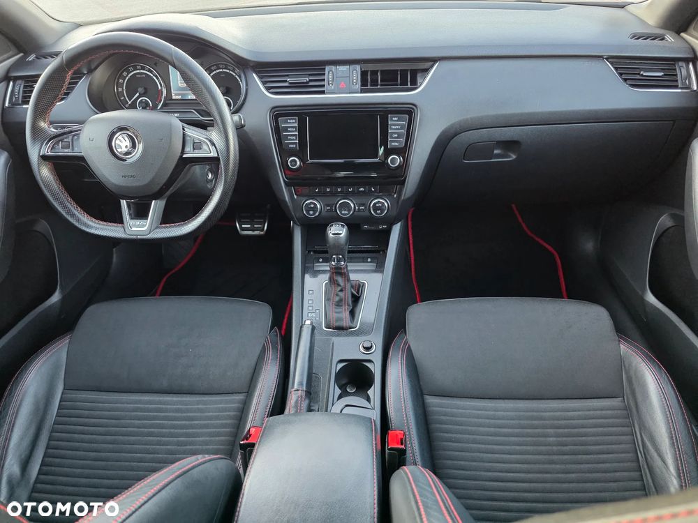 Skoda Octavia 2.0 TDI RS DSG - 13